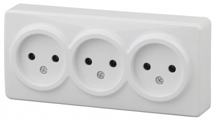 Розетка ЭРА Эксперт 3х2P 16A 250V 11-2207-01 Б0020697, цвет белый,  в современном стиле