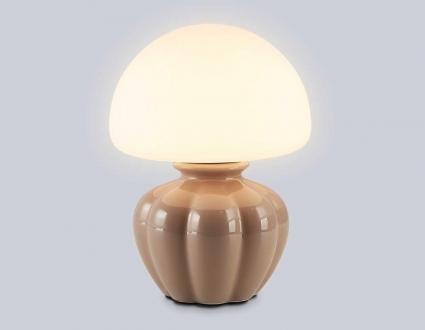 Настольная лампа Ambrella Light HIGH LIGHT LH53247 на площадь до 2 кв.м., цвет белый
