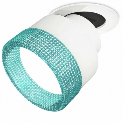 Комплект спота Ambrella light Techno Spot XM (A2241, A2105, C8101, N8488) XM8101543 для спальни, цвет белый